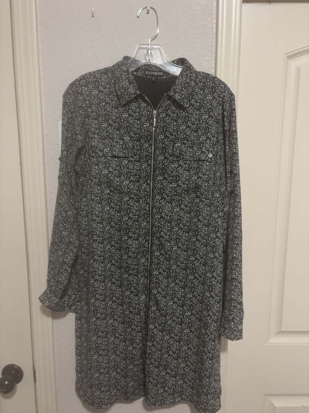 Express Black and White Abstract Print Full Zip Shirt Dress Size M